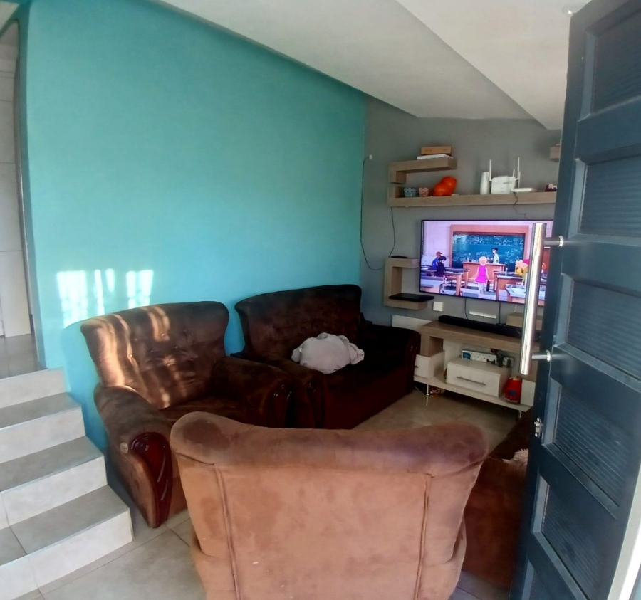 2 Bedroom Property for Sale in Mdantsane Nu 10 Eastern Cape